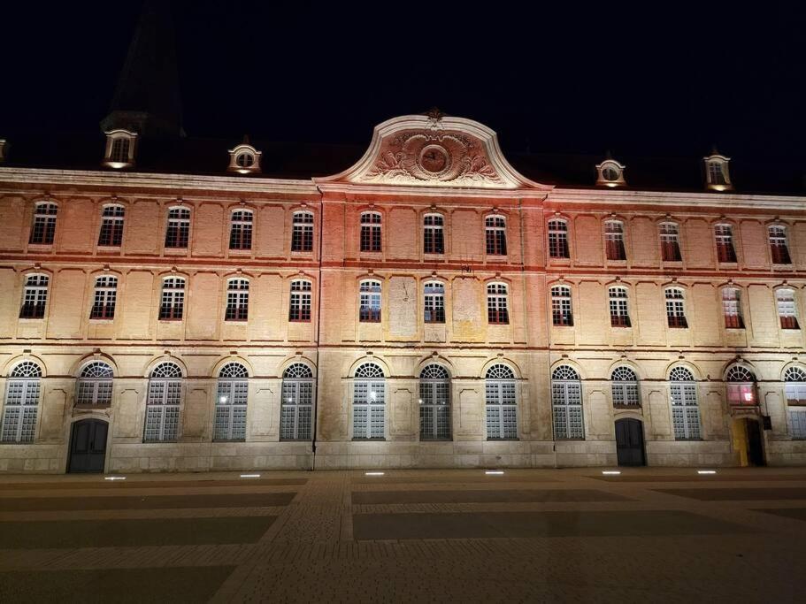 Petit Studio En Plein Centre-Ville De Vendôme מראה חיצוני תמונה