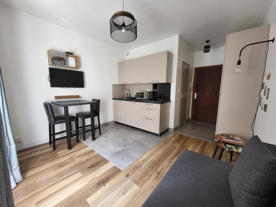 Petit Studio En Plein Centre-Ville De Vendôme מראה חיצוני תמונה