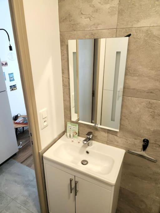 Petit Studio En Plein Centre-Ville De Vendôme מראה חיצוני תמונה
